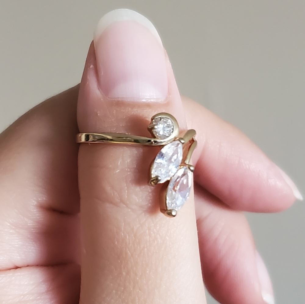 Ring size 8 - Picture 5 of 6